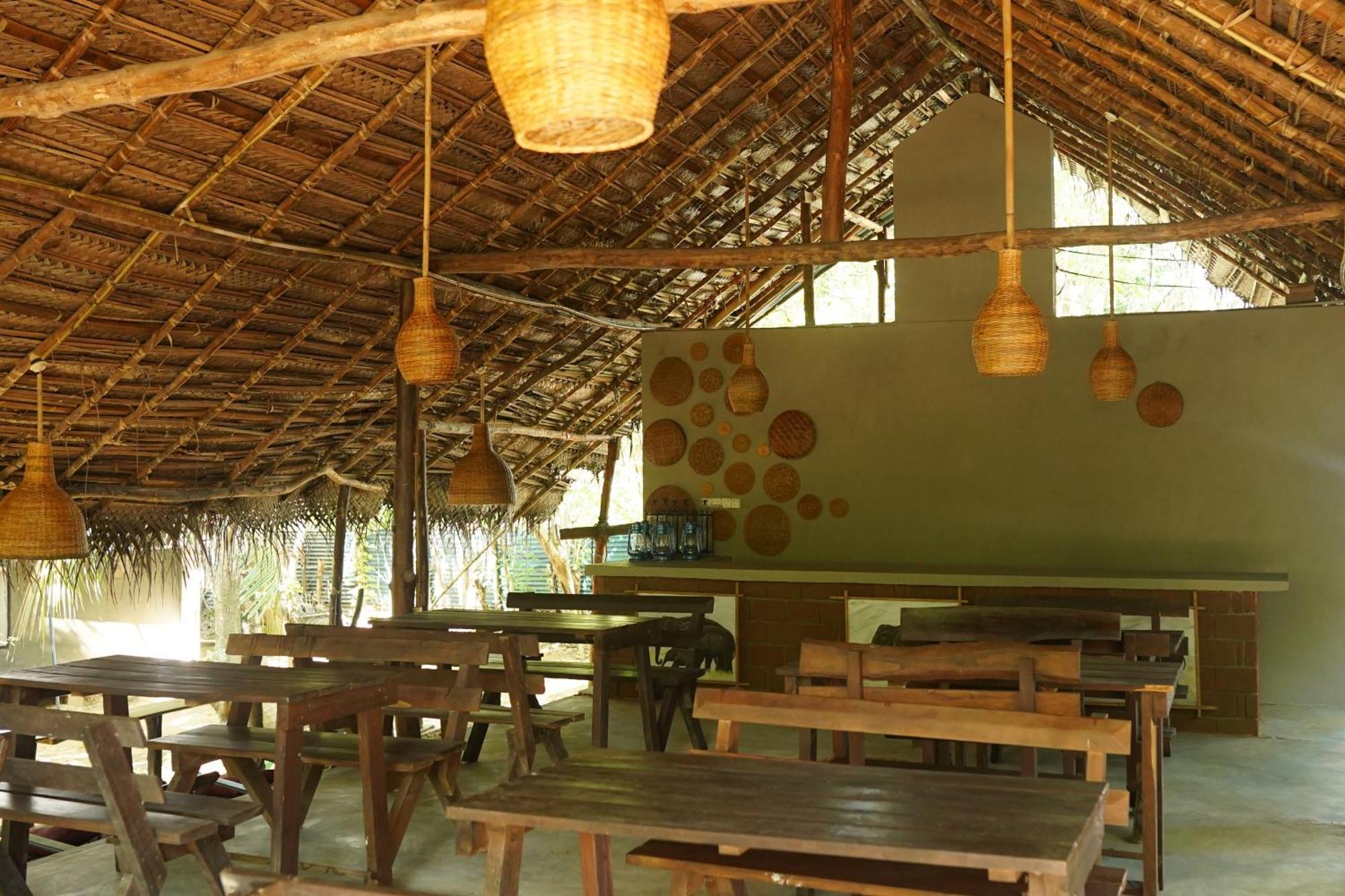 River Glamping By Gaga Bees Udawalawe Kültér fotó